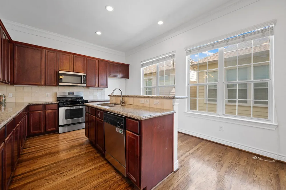 2716 Sherwin Street Houston, TX 77007