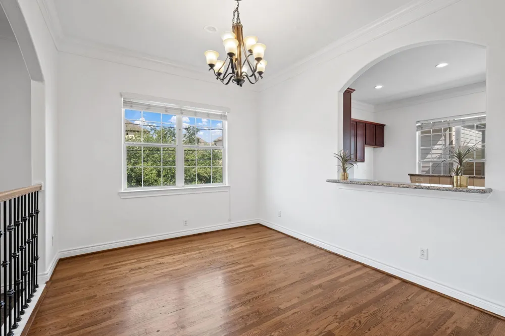 2716 Sherwin Street Houston, TX 77007