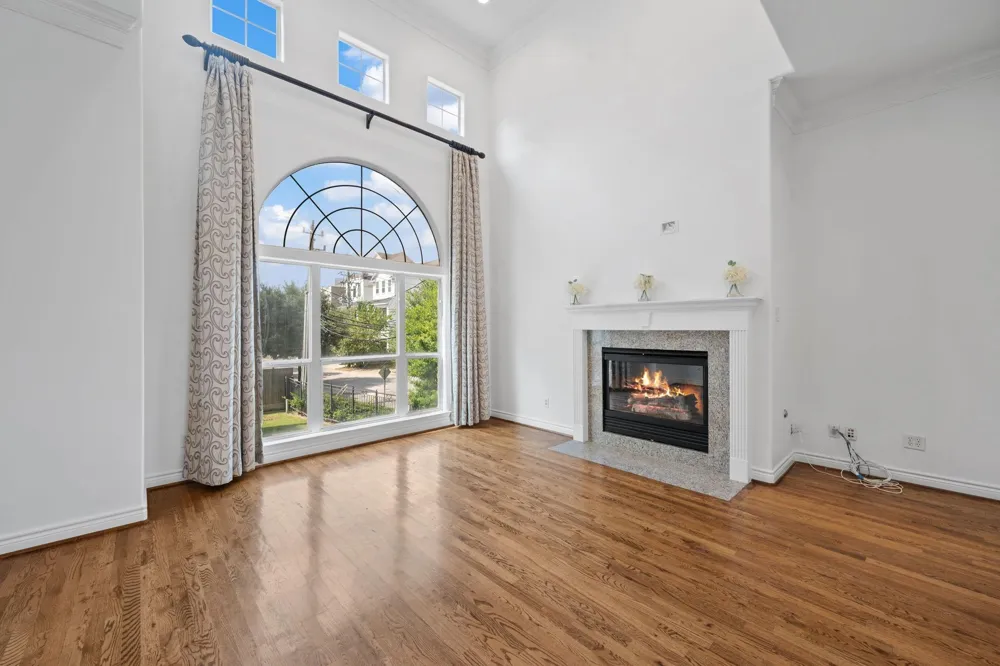 2716 Sherwin Street Houston, TX 77007