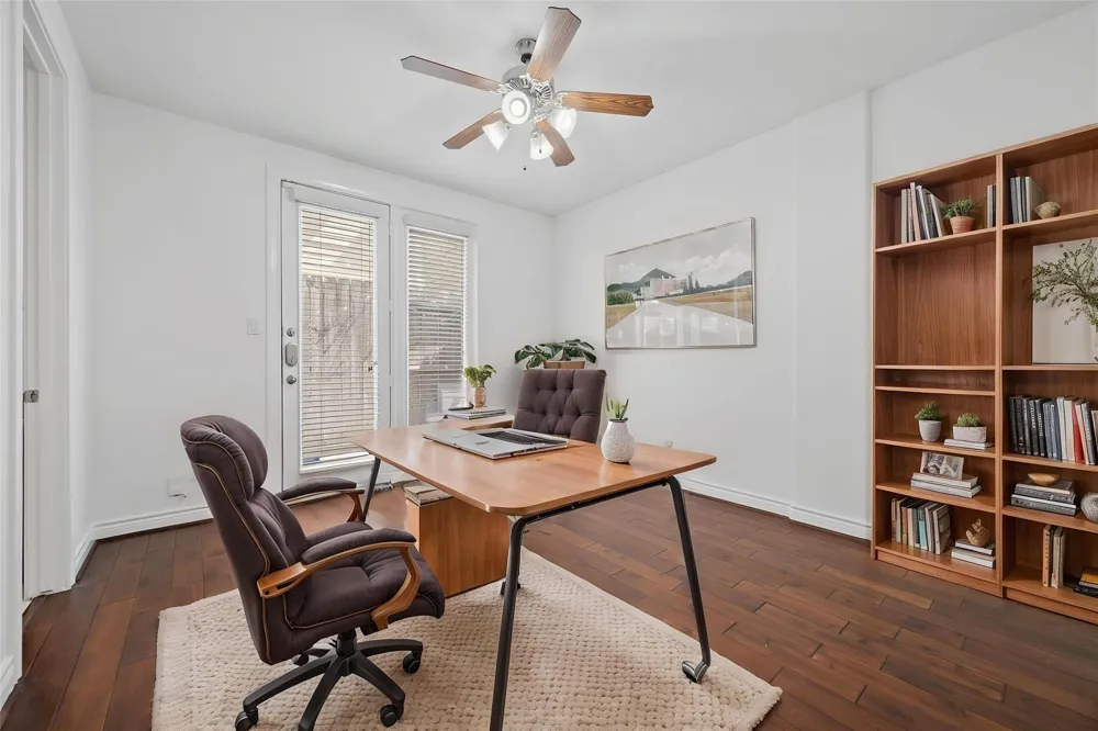 2716 Sherwin Street Houston, TX 77007