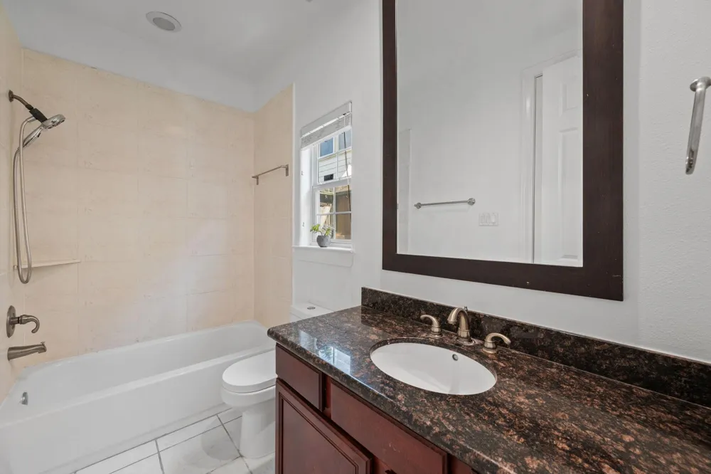 2716 Sherwin Street Houston, TX 77007