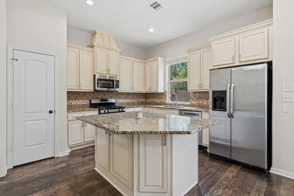 78 Cheswood Manor Drive The Woodlands, TX 77382