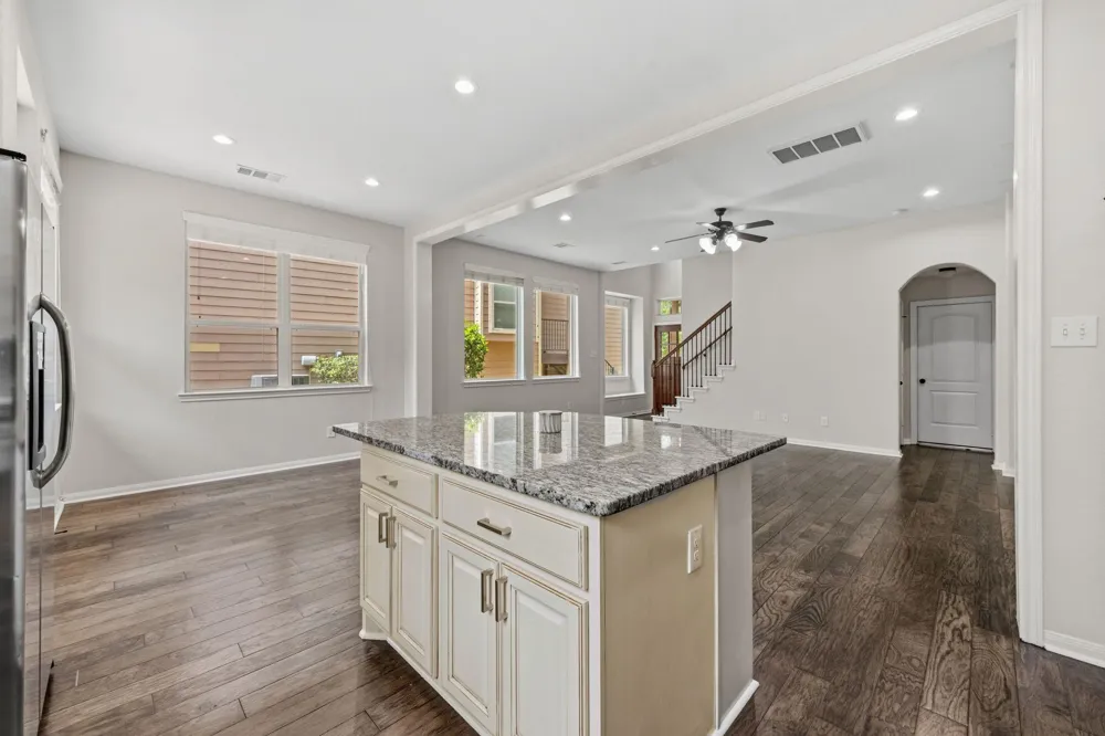 78 Cheswood Manor Drive The Woodlands, TX 77382