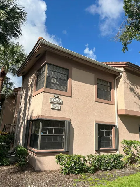 10700 NW 14th St #142