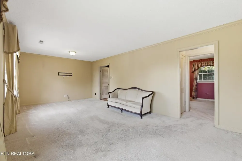 617 Mill Street Kingston, TN 37763