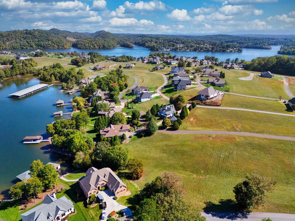 30 Morning Dove Drive Vonore, TN 37885