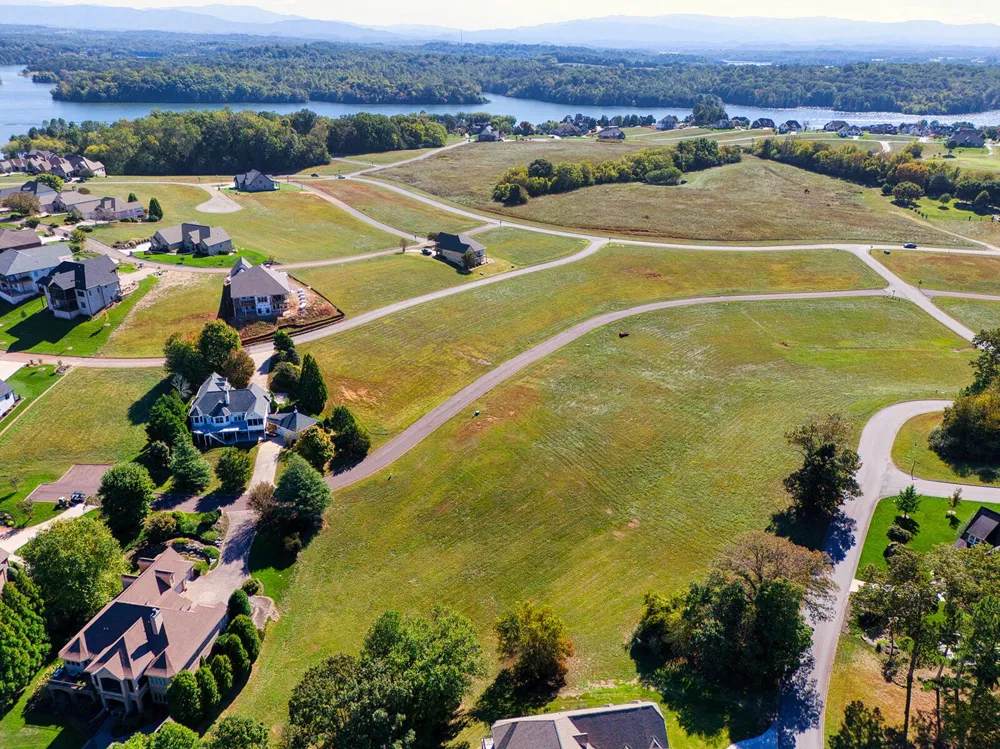 30 Morning Dove Drive Vonore, TN 37885