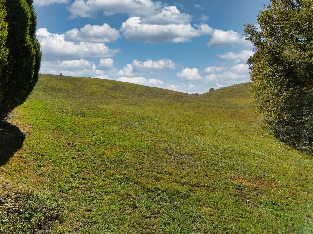 30 Morning Dove Drive Vonore, TN 37885
