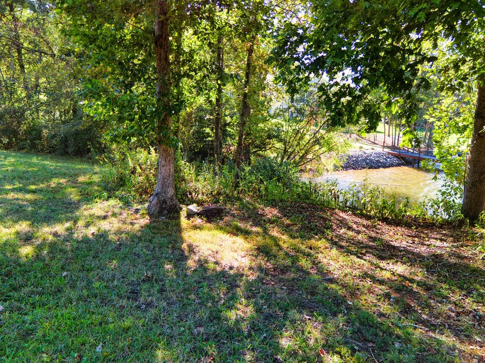 30 Morning Dove Drive Vonore, TN 37885