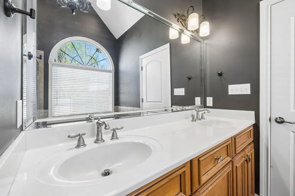 10421 Laurel Pointe Lane Knoxville, TN 37931