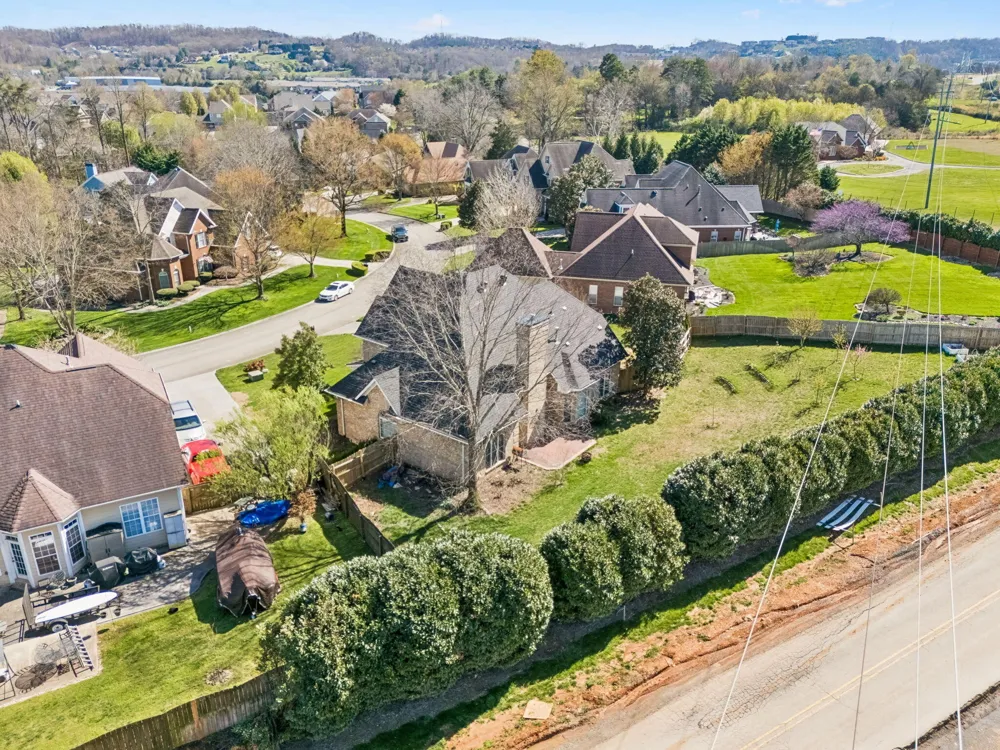 10421 Laurel Pointe Lane Knoxville, TN 37931