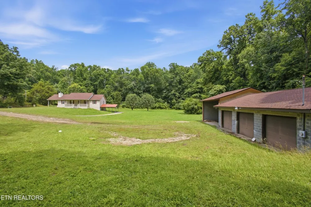 443 Old Poplar Springs Road Kingston, TN 37763