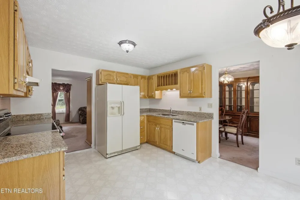 443 Old Poplar Springs Road Kingston, TN 37763