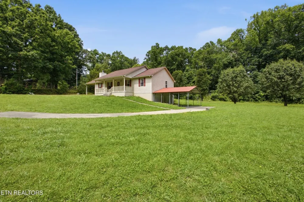 443 Old Poplar Springs Road Kingston, TN 37763