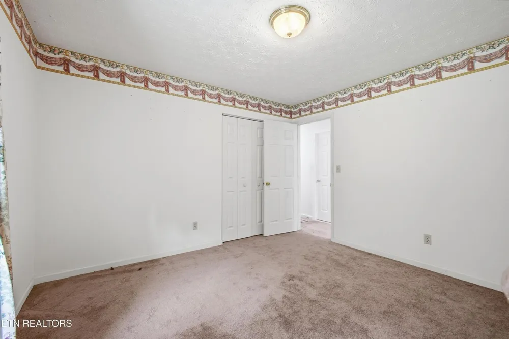 443 Old Poplar Springs Road Kingston, TN 37763
