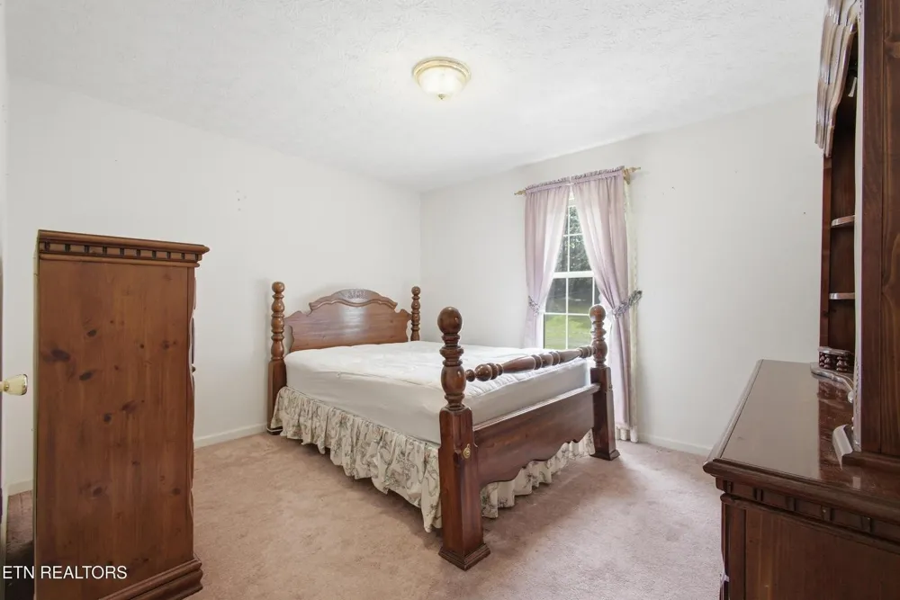 443 Old Poplar Springs Road Kingston, TN 37763