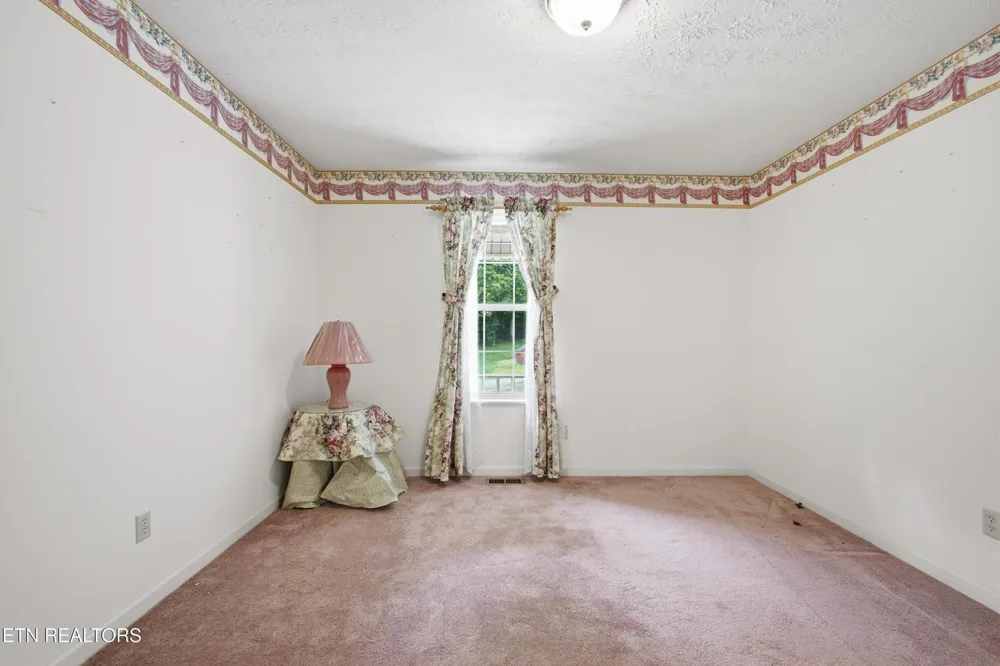 443 Old Poplar Springs Road Kingston, TN 37763