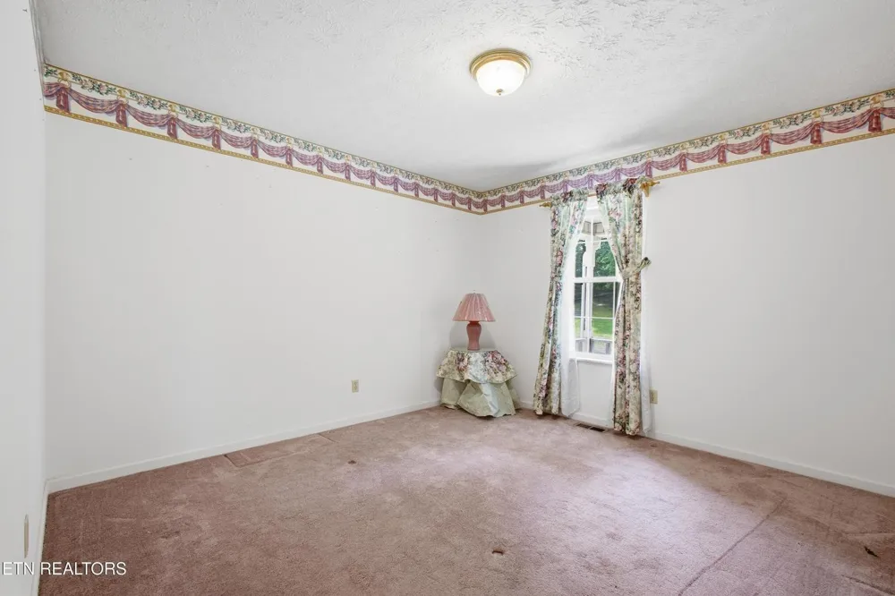 443 Old Poplar Springs Road Kingston, TN 37763