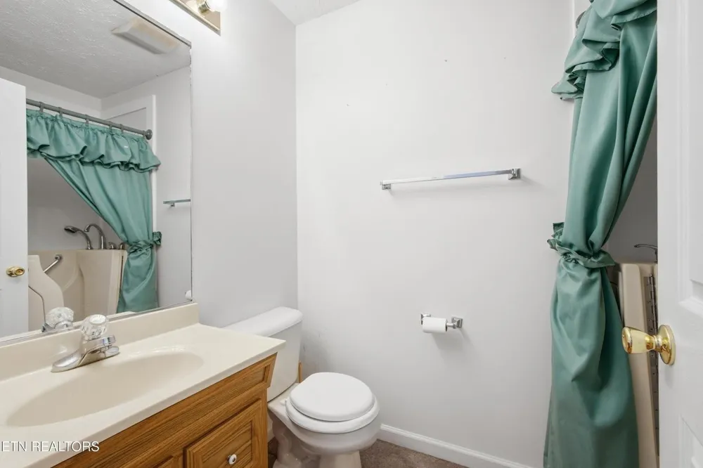 443 Old Poplar Springs Road Kingston, TN 37763
