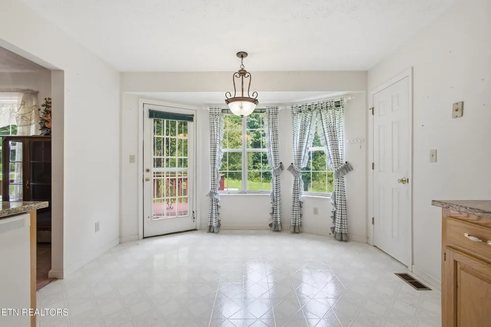443 Old Poplar Springs Road Kingston, TN 37763