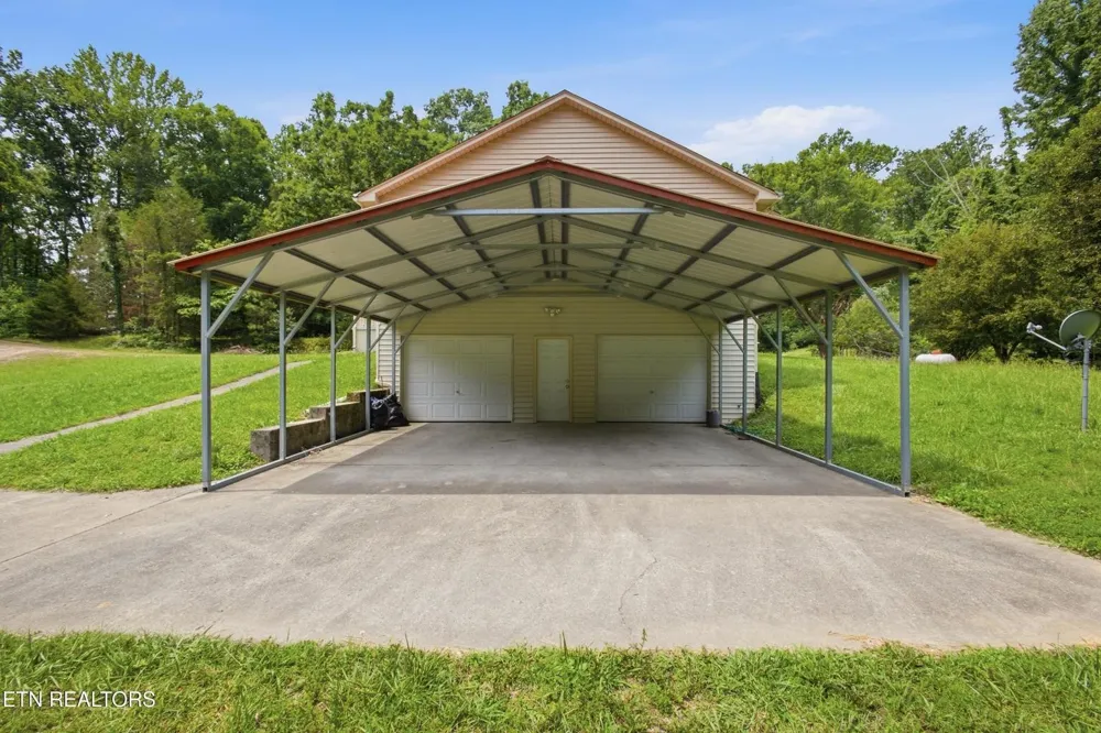 443 Old Poplar Springs Road Kingston, TN 37763