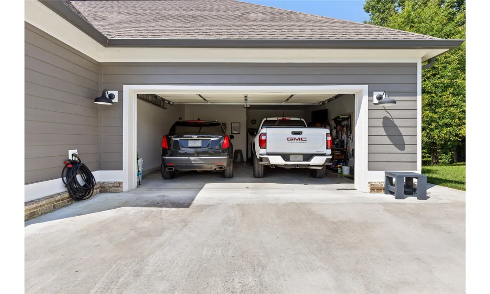301 Sentry Oaks Chickamauga, GA 30707