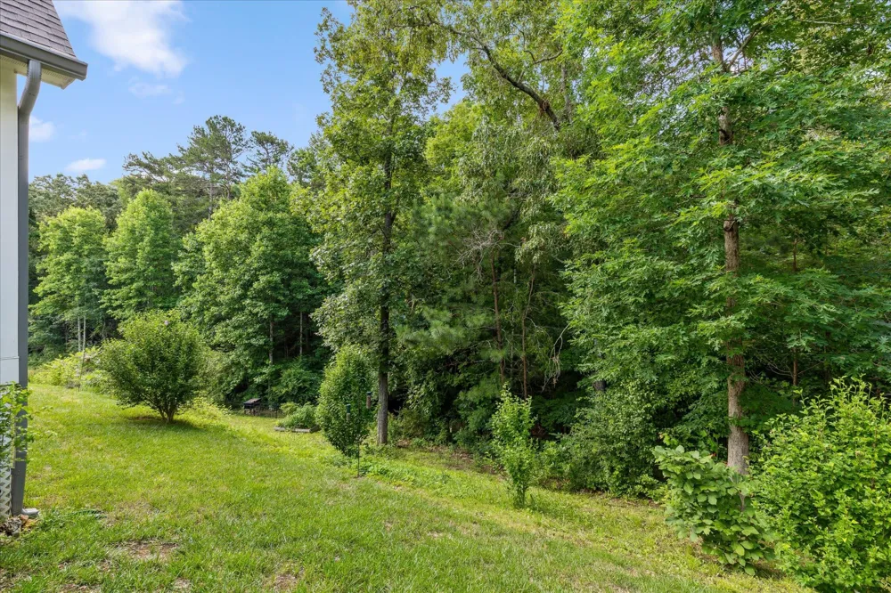 301 Sentry Oaks Chickamauga, GA 30707