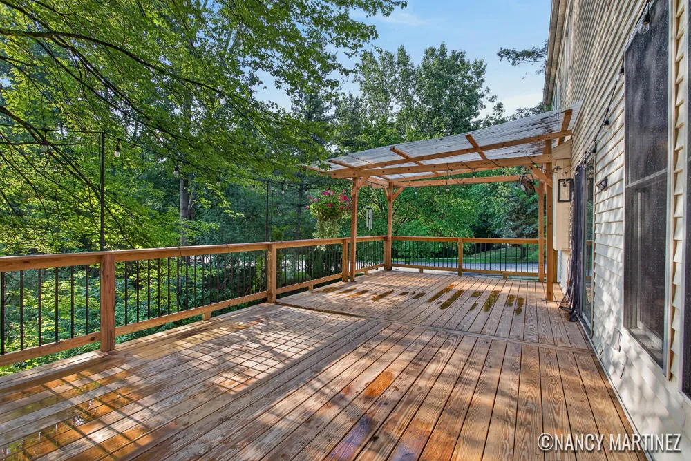 2554 Woodcreek Court SE Kentwood City, MI 49546