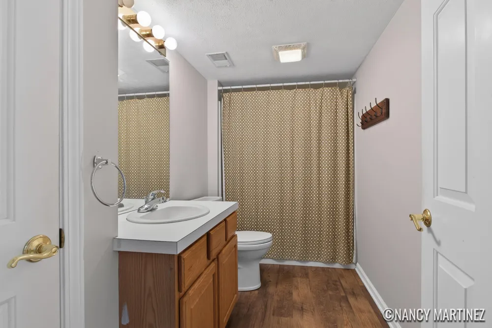 2554 Woodcreek Court SE Kentwood City, MI 49546