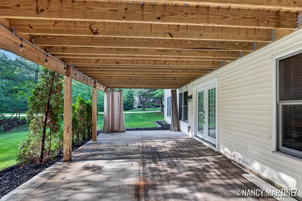 2554 Woodcreek Court SE Kentwood City, MI 49546