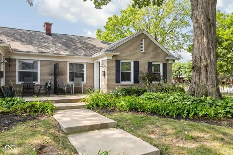 5219 College Avenue #701