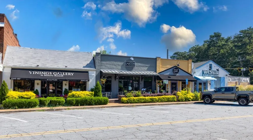 440 Canton Walk Roswell, GA 30075