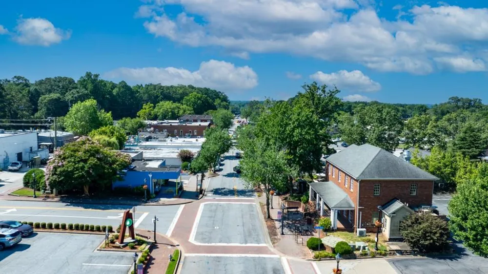 440 Canton Walk Roswell, GA 30075