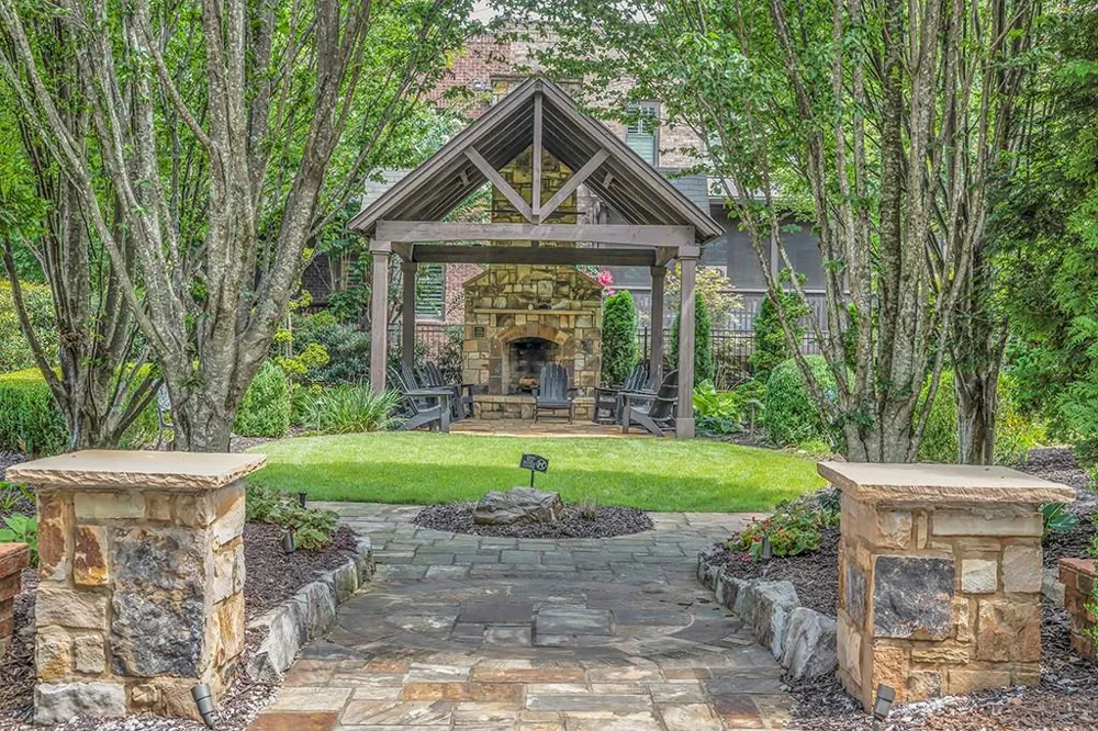 440 Canton Walk Roswell, GA 30075