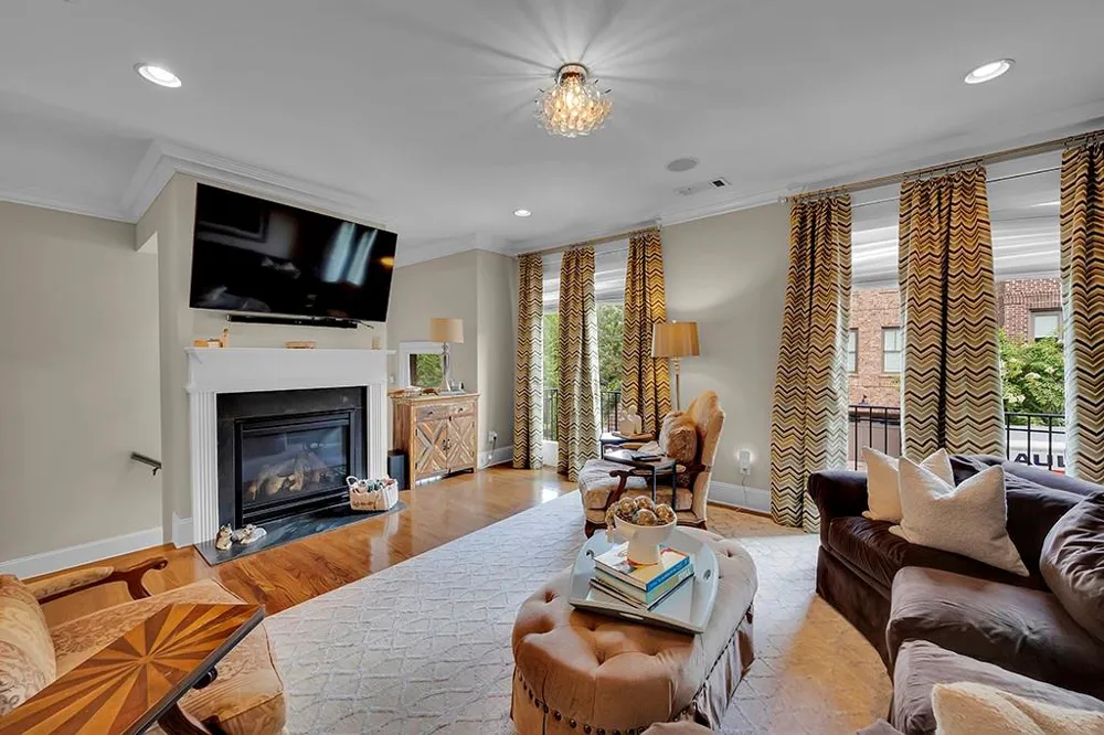 440 Canton Walk Roswell, GA 30075