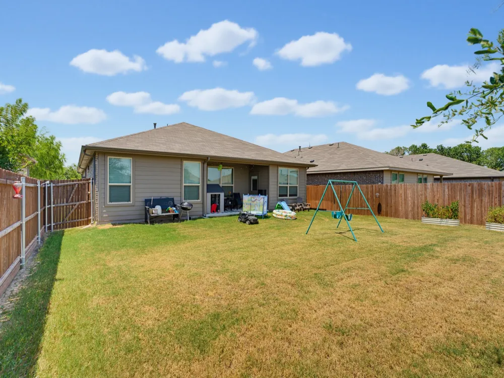 156 Waterbend Cove Boyd, TX 76023