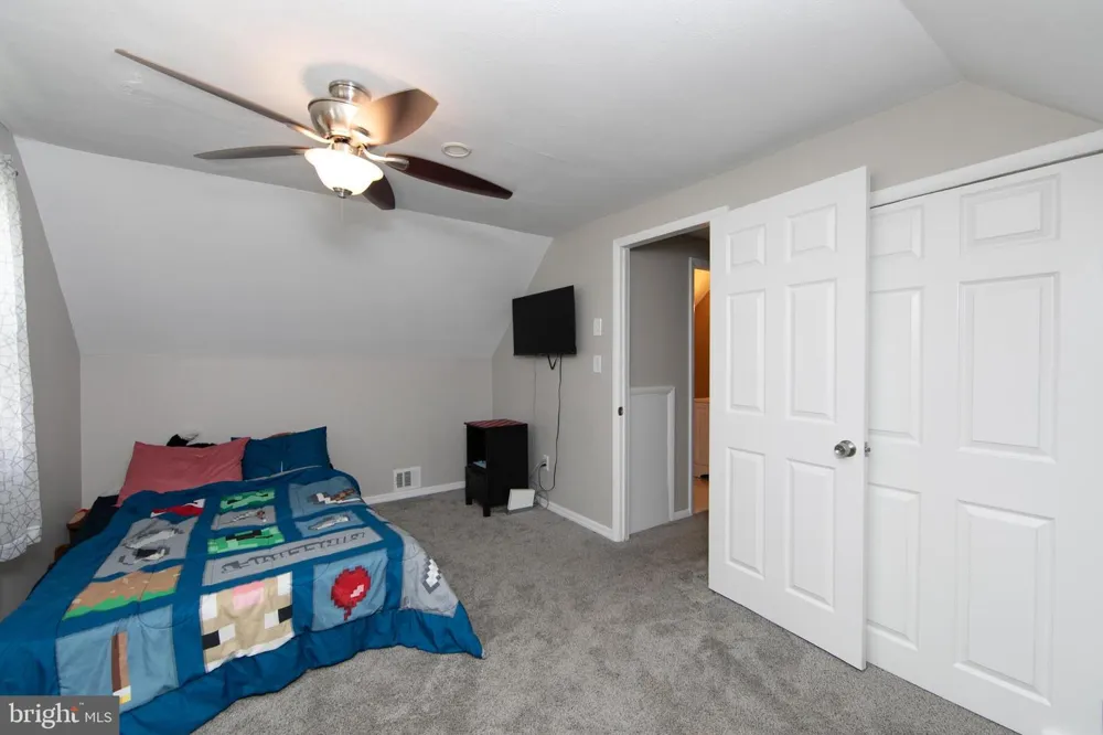 19 ENTER TURN Willingboro, NJ 08046