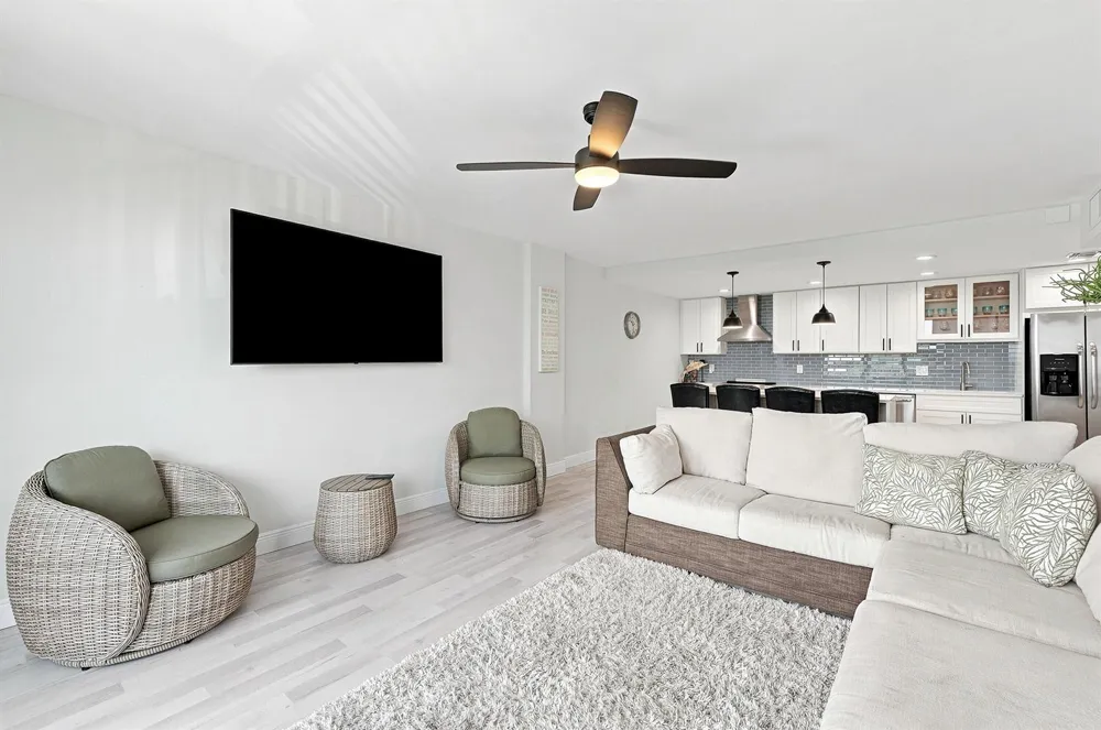 2121 OCEAN BOULEVARD #405W Boca Raton, FL 33431