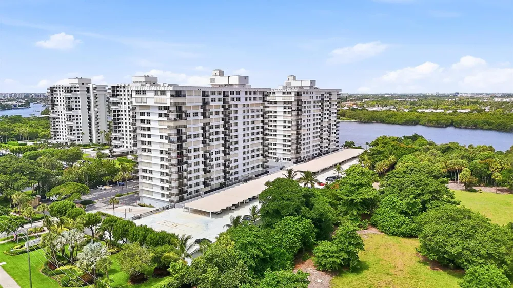 2121 OCEAN BOULEVARD #405W Boca Raton, FL 33431