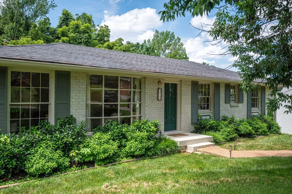 317 Bonnavue Dr Hermitage, TN 37076