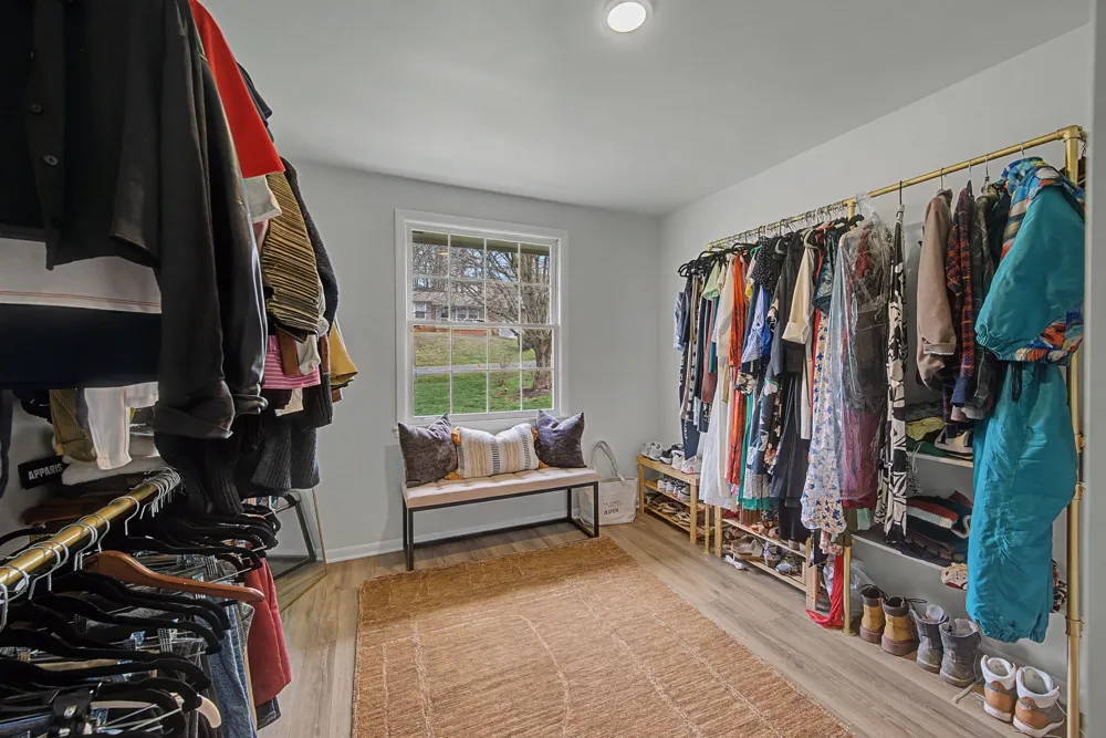 317 Bonnavue Dr Hermitage, TN 37076
