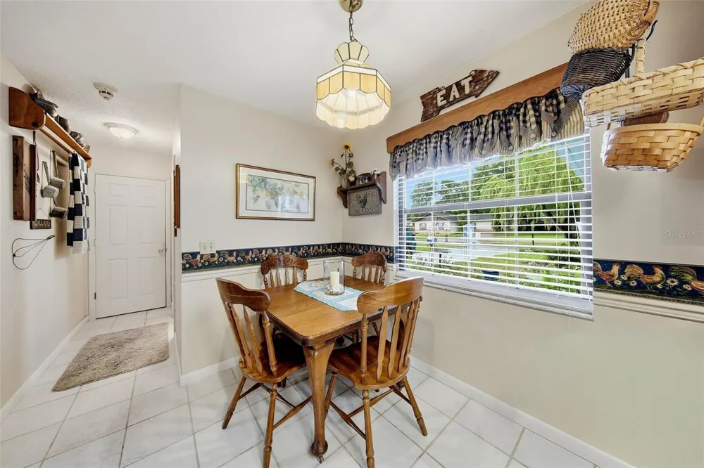38648 FERM CIRCLE Zephyrhills, FL 33540