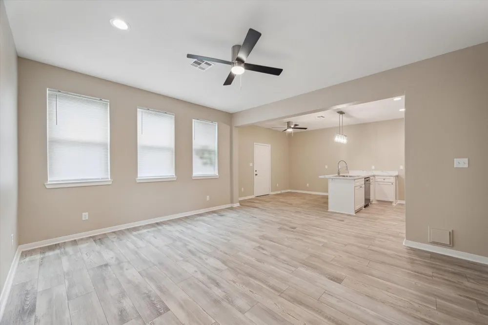 4834 Pine Avenue #A Pasadena, TX 77503