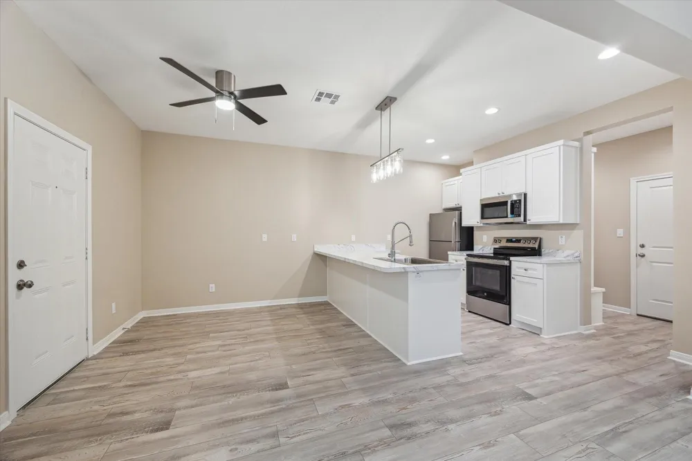 4834 Pine Avenue #A Pasadena, TX 77503