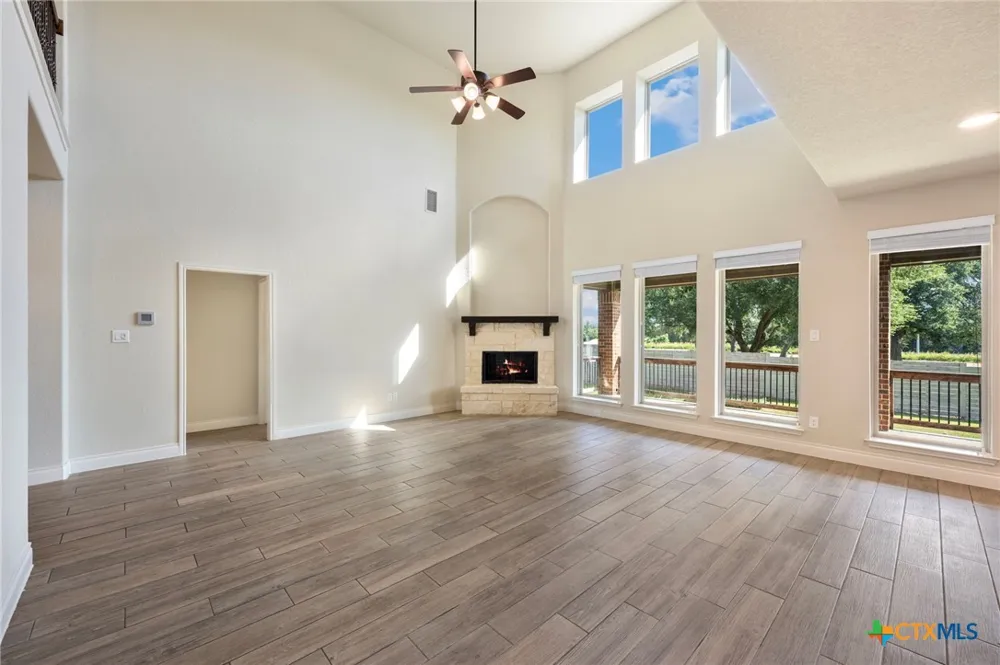 657 Vale Court New Braunfels, TX 78132