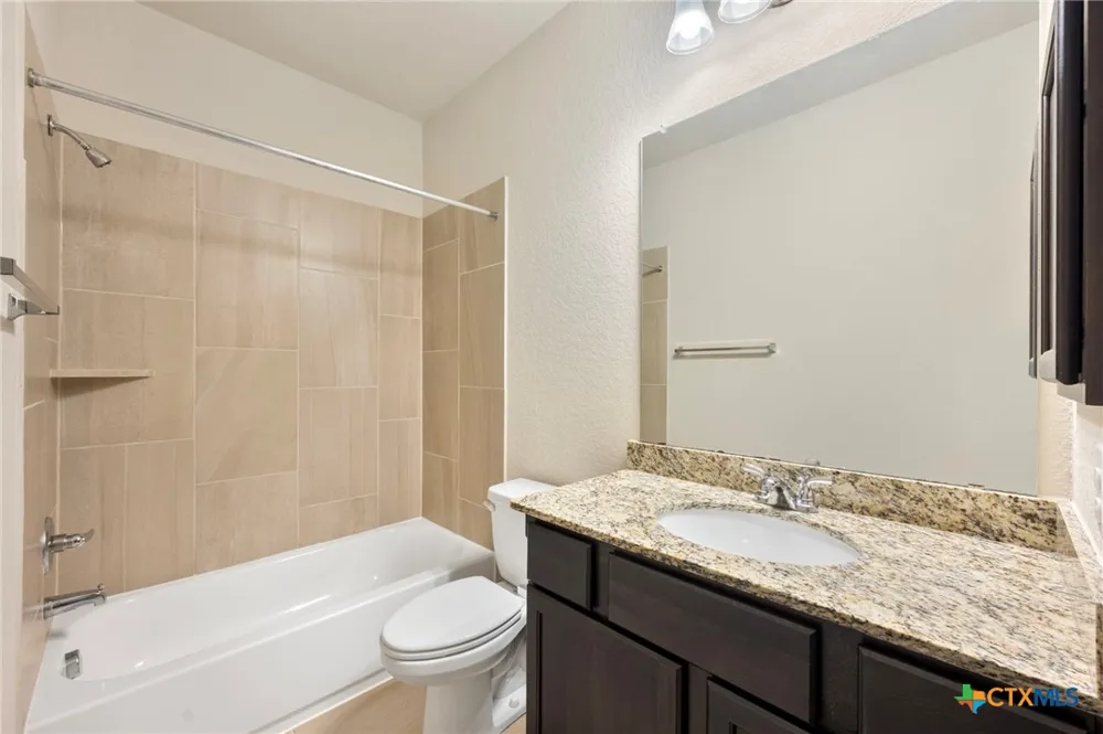 657 Vale Court New Braunfels, TX 78132