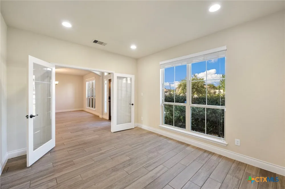 657 Vale Court New Braunfels, TX 78132