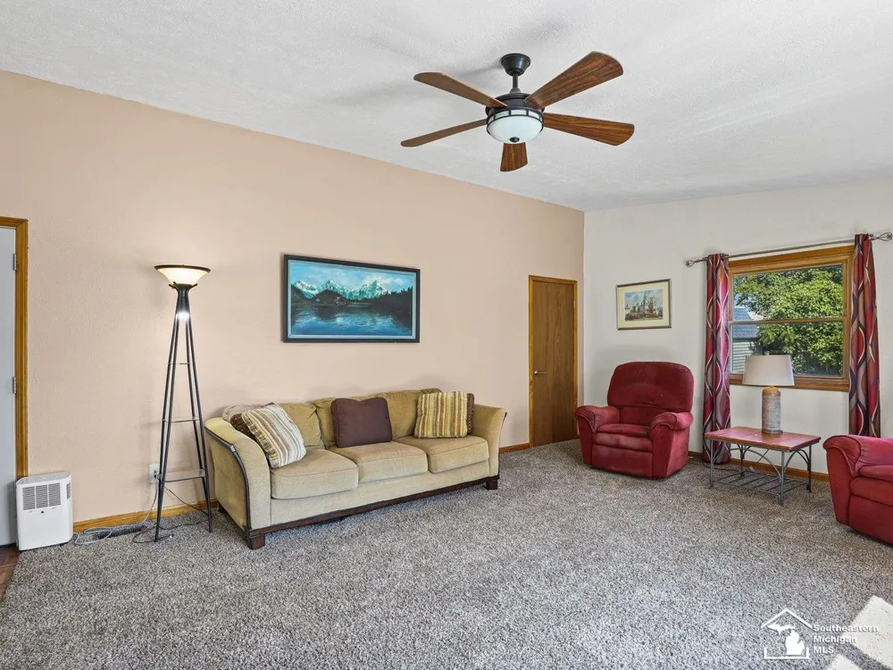 978 Streetman Street Erie Township, MI 48133