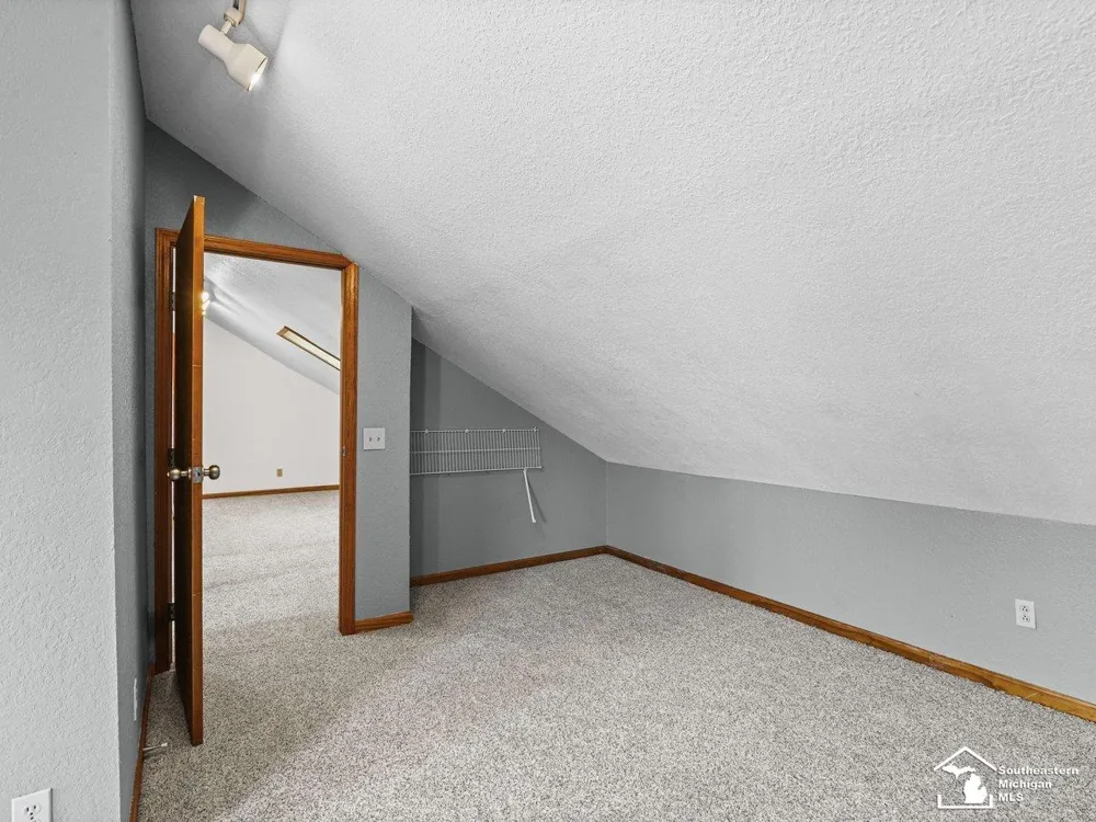 978 Streetman Street Erie Township, MI 48133