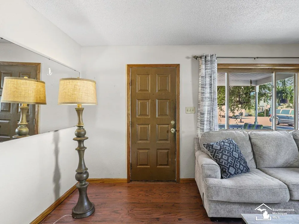 978 Streetman Street Erie Township, MI 48133
